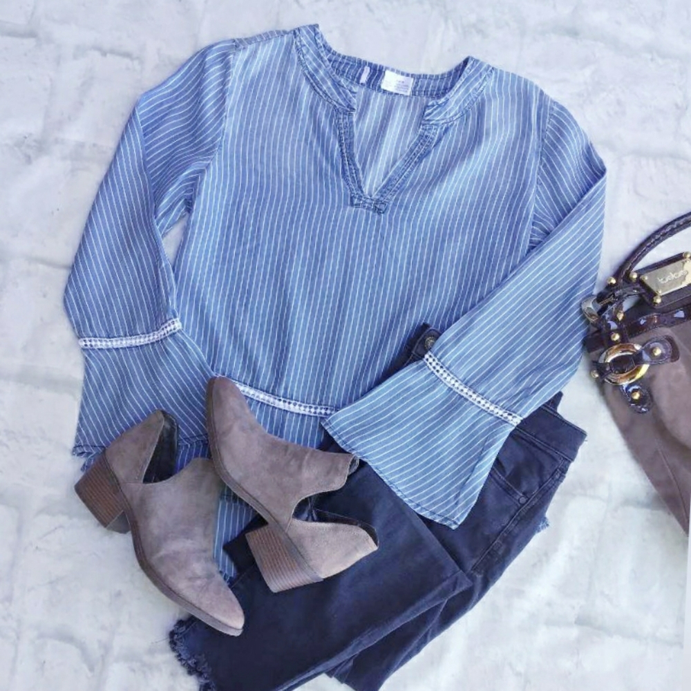 LAST ONE❗Casual Chic Chambray Striped Bell Sleeves Top - Picture 8 of 9